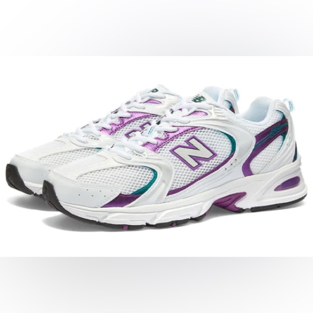 New Balance 530 White and Purple Sneakers, Size 42